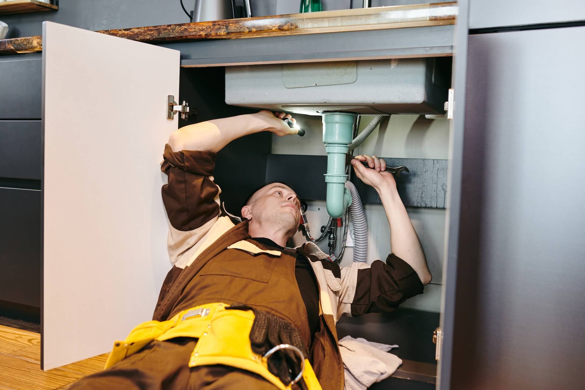 5 Common Plumber Hiring Mistakes You Should Avoid Making image